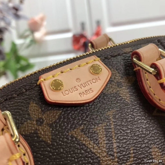 First bags ru PM Vuitton TURENNE Louis 0811